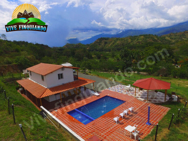 SANTA FE DE ANTIOQUIA FINCA # 509